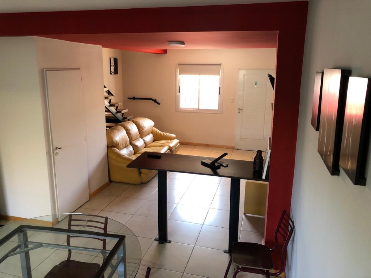 Excelente Duplex en Consorcio Privado c/ cochera San Juan Exterior foto
